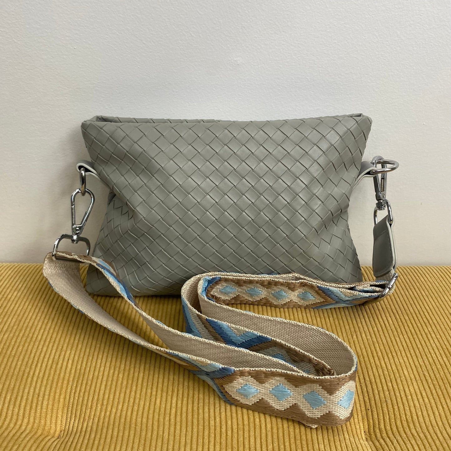 Robyn Woven Purse